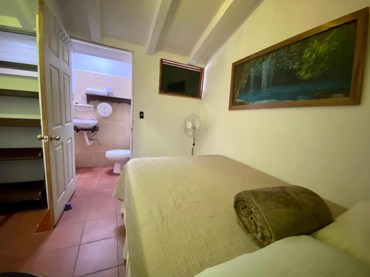 Hotel Boutique Casa Jose Coban Exterior photo