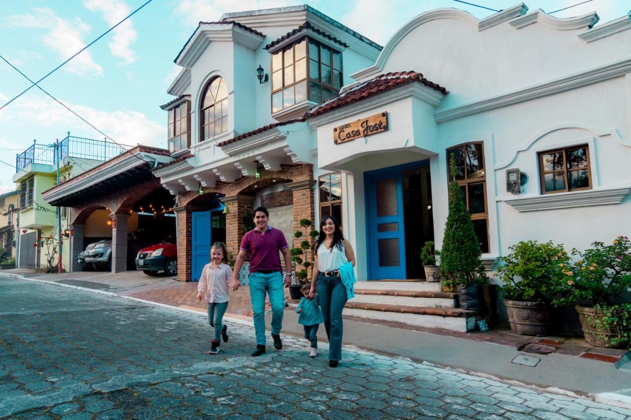 Hotel Boutique Casa Jose Coban Exterior photo